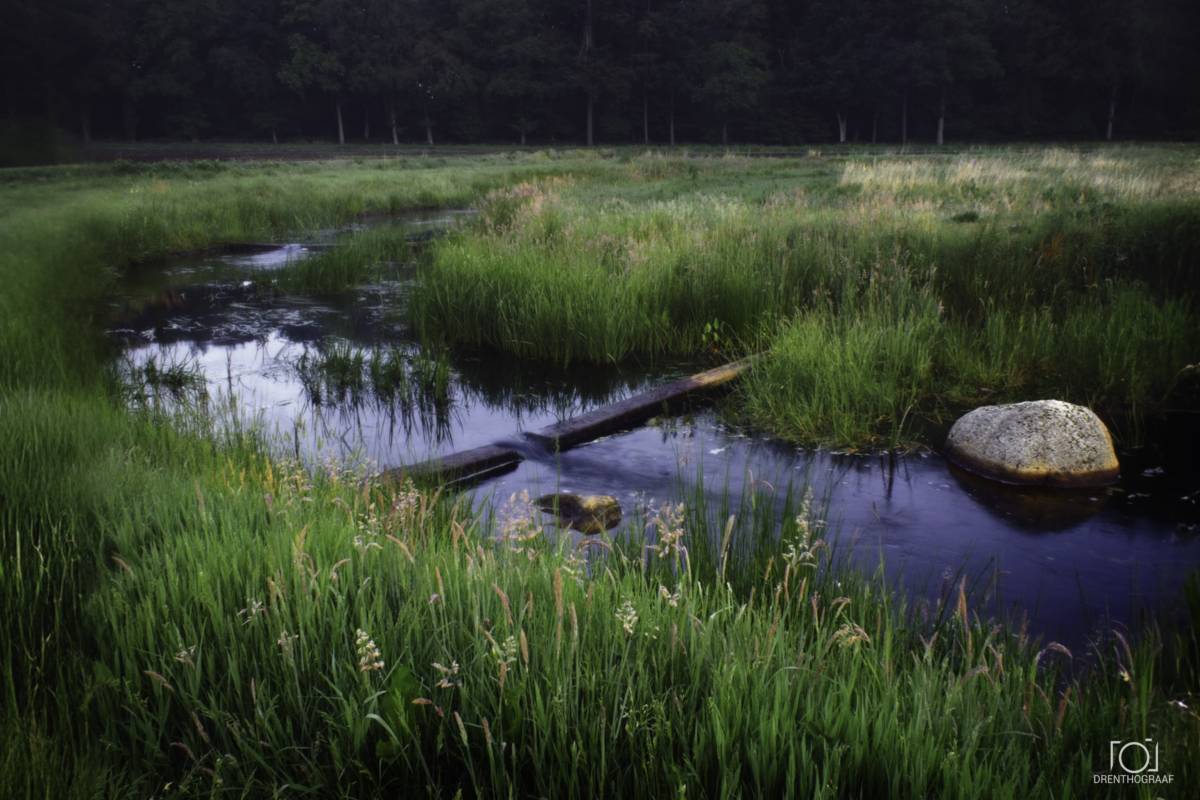 Stroompje door het landschap